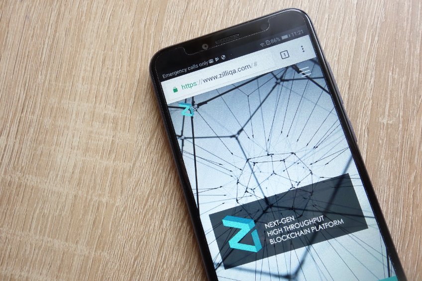 Should you buy Zilliqa after the 90% plunge?