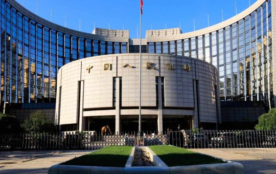 Regulators Should Heed Crypto Risks When Innovating Regulation, Says Chinese Central Bank Official