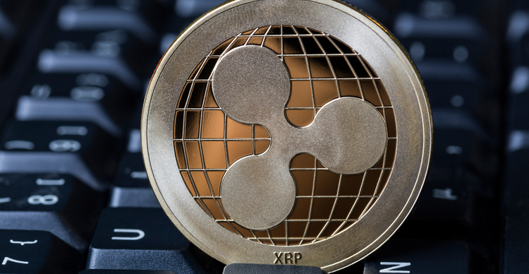 XRP/USD keeps failing at the $0.55 area. As long as the market holds the higher lows series, the bias remains bullish.